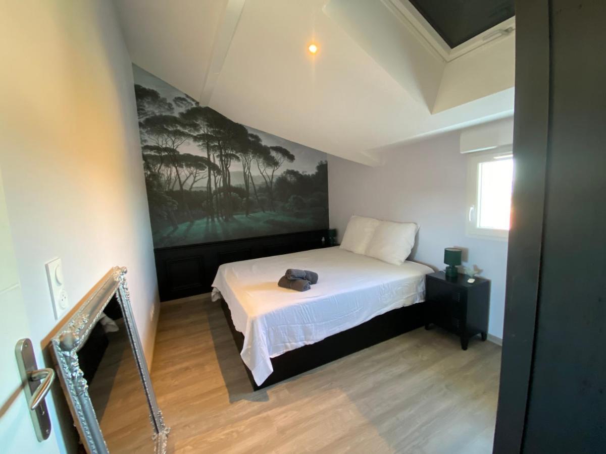 Appart & Fleurinoise Balcon Ascenseur Climatisation Fleurieux-sur-lʼArbresle エクステリア 写真